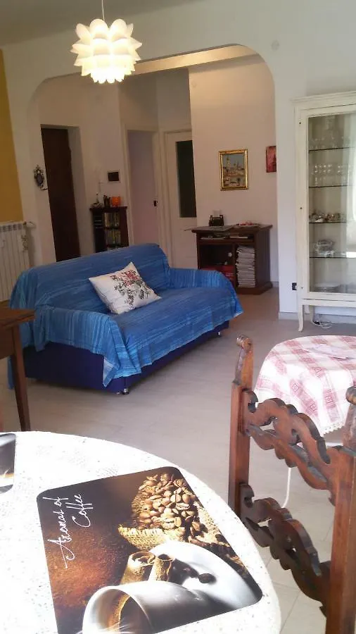 La Casa Di Franci Apartment Imperia 0*,